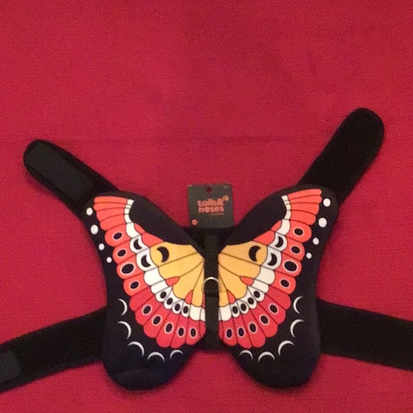 Monarch Butterfly Dog Halloween Costume - Picture 7 of 7